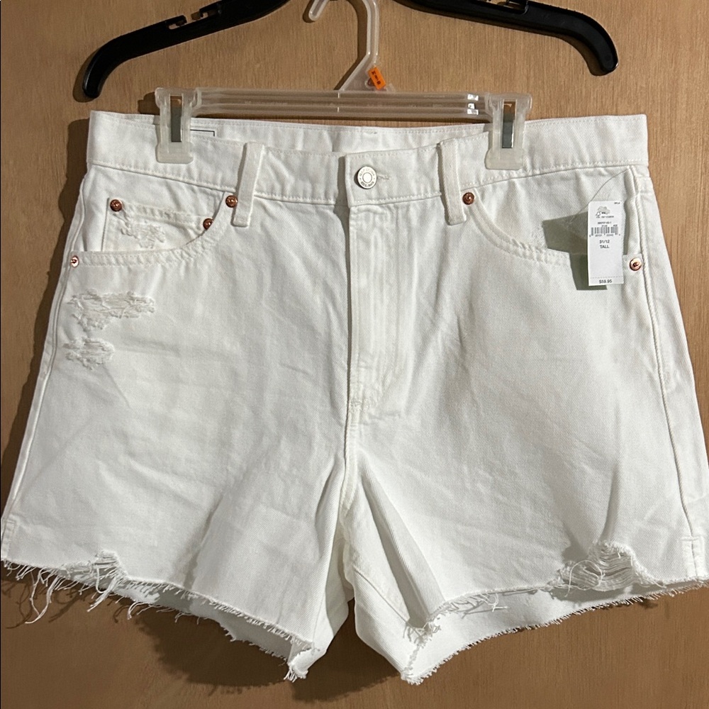NWT GAP White Distressed Women's Denim Shorts